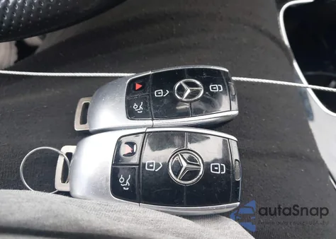 2017 Mercedes-Benz E 300 from USA, damaged, VIN WDDZF4JB4HA032748